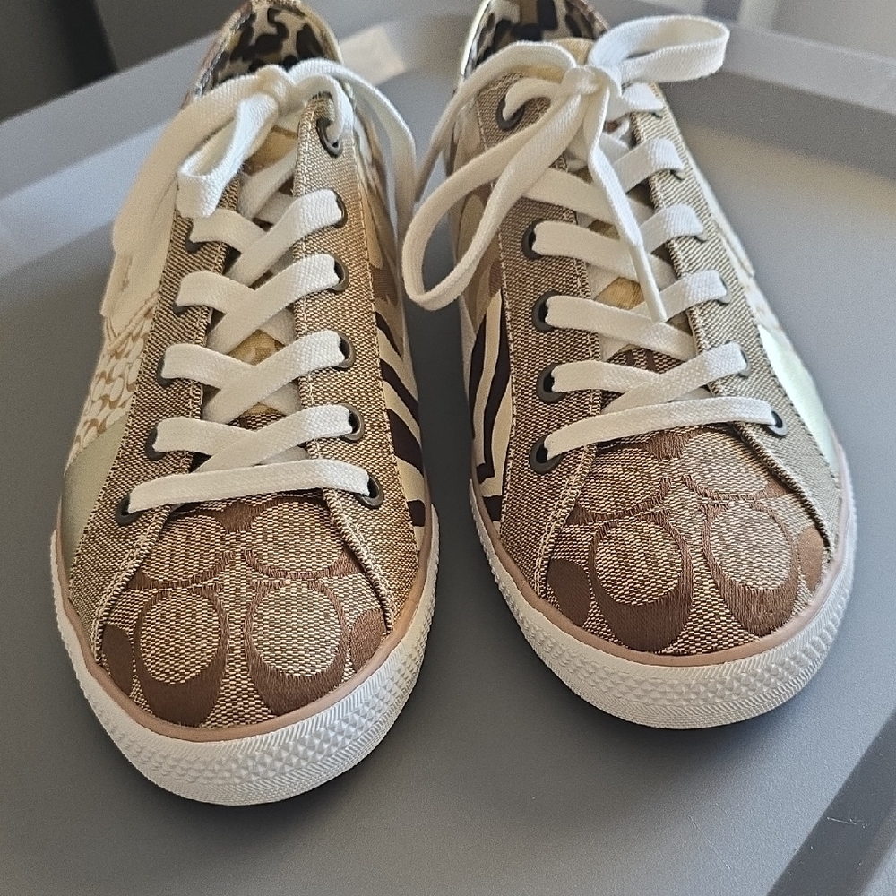 Vintage Coach Beige and White Canvas Sneakers Size 9.5